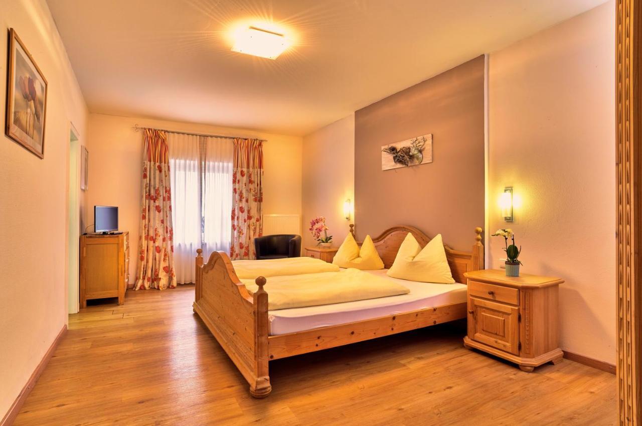 Landgasthof Moser & Restaurant Bootshaus Windorf  Dış mekan fotoğraf